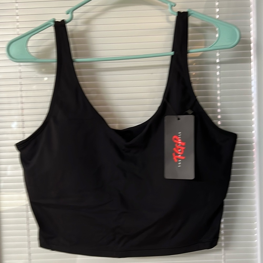 NWT ; tank sports bra ,1 L, 1 XL